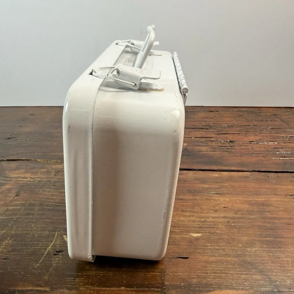 Vintage Verizon Bell Atlantic Telephone White Red Metal First Aid Kit